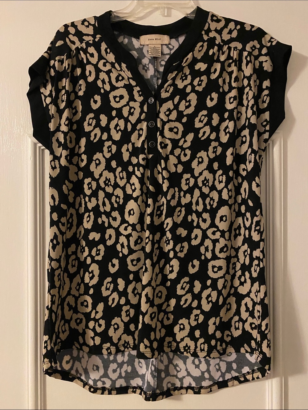Dana Buchman Black and Tan Leopard Blouse